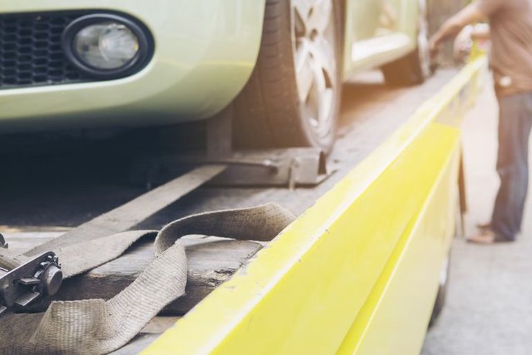 What Is Specialized Shipping? Costs, Freight Types & Equipment