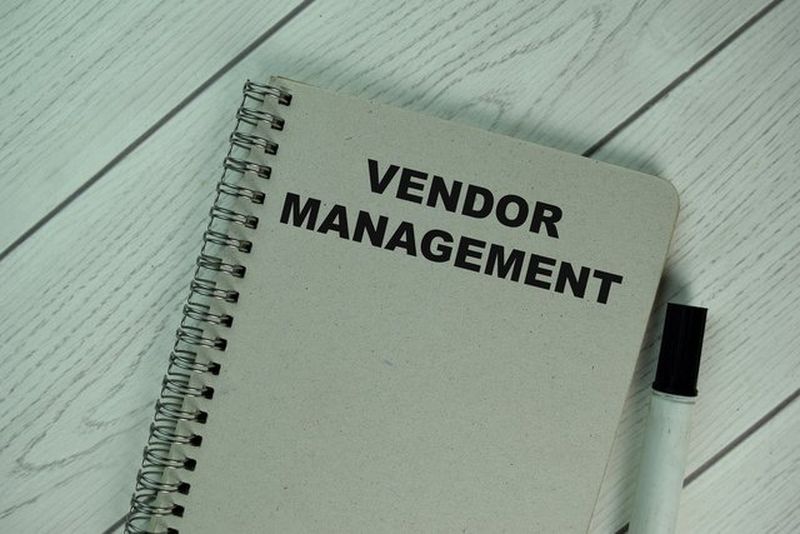 3 Best Practices for Effective Vendor Management in Vehicle Shipping