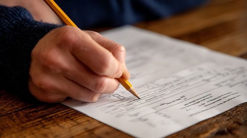 What Is a Bill of Lading (BOL)? Complete Guide to Shipping Documents