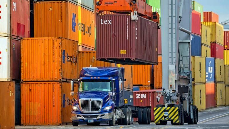 Savannah Container Trucking – Drayage & Inland Transport Across the Southeast